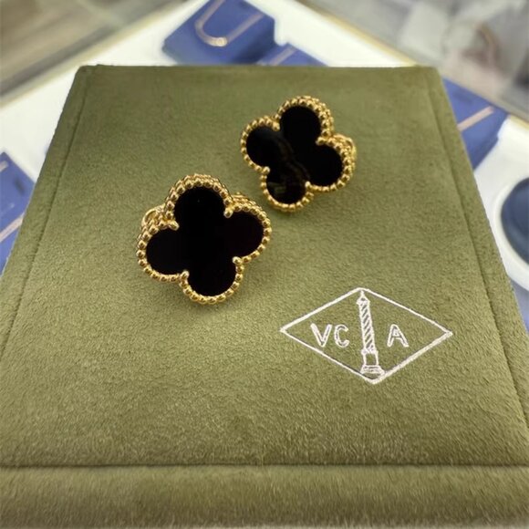 Van Cleef & Arpels Earrings - Picture 1 of 5